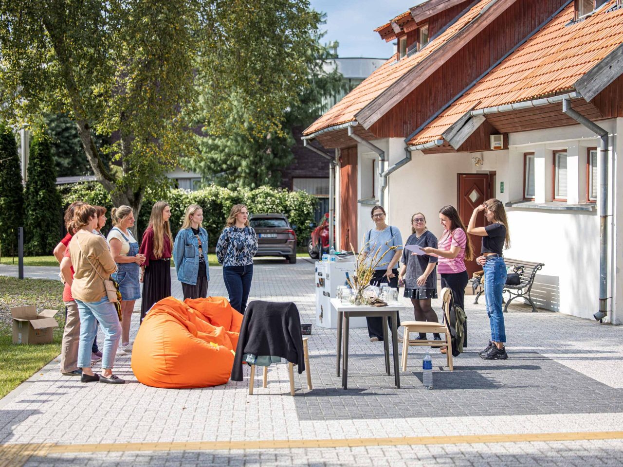 Kurybatorija lnm marta jono sliupo muziejuje scaled